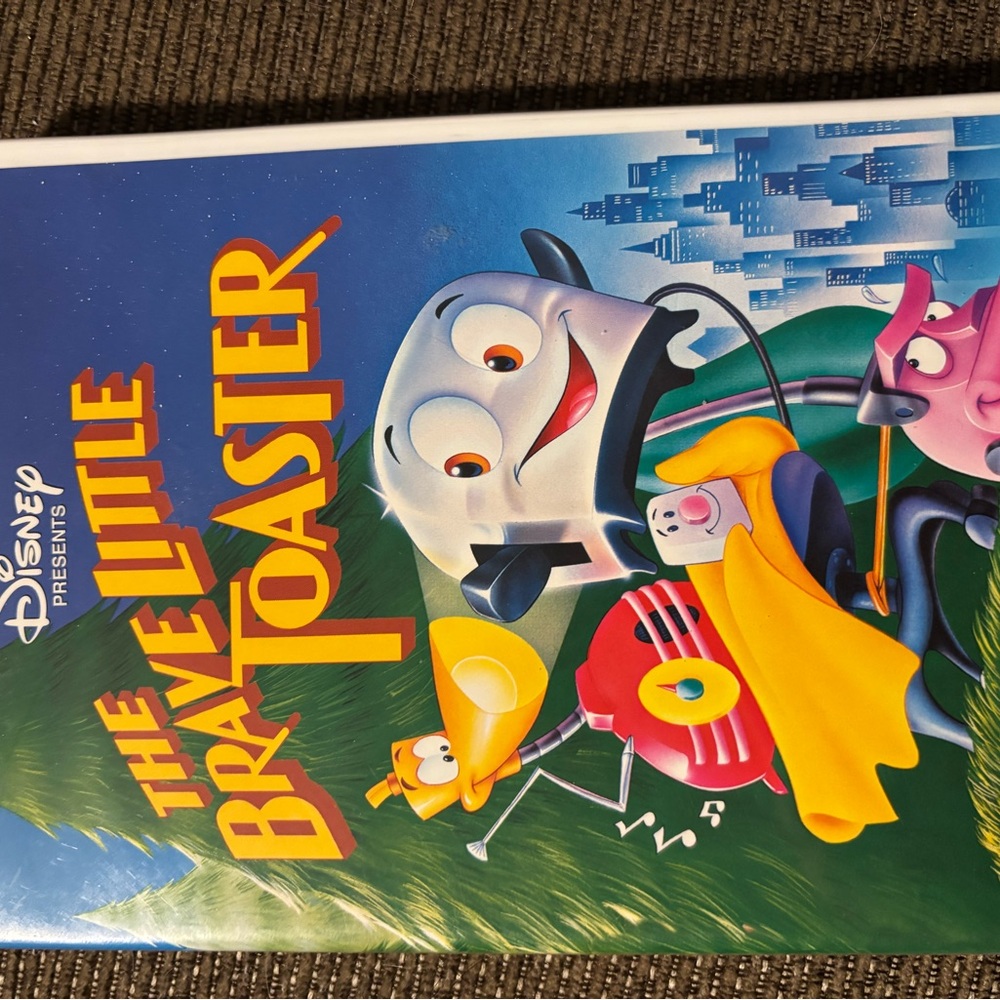 Disney The Brave Little Toaster Bright Cartoon Cover - Blue, Yellow, Red, White